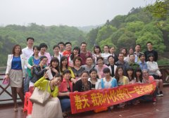 春天,我和小伙伴们一起去踏青!